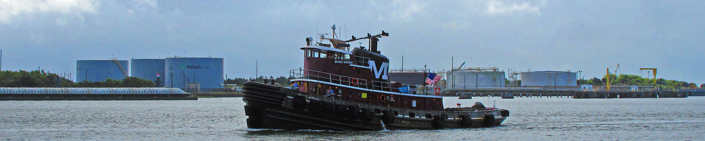 The tug Grace Moran in the North Carolina port of Morehead City. Picture by M Leduc, 2016