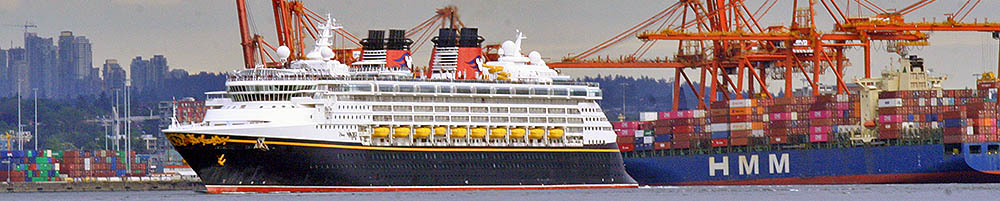 Cruise ship Disney Wonder leaving Vancouver for Alaska. June 2022, picture by Martin Leduc